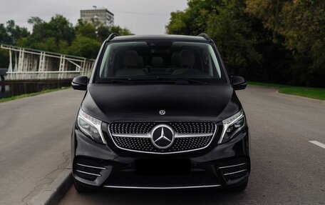 Mercedes-Benz V-Класс, 2020 год, 5 500 000 рублей, 15 фотография