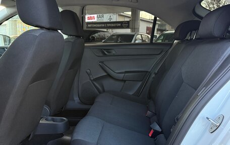 Skoda Rapid I, 2015 год, 985 000 рублей, 13 фотография