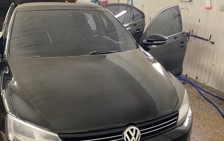 Volkswagen Jetta VII, 2013 год, 1 100 000 рублей, 1 фотография