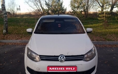 Volkswagen Polo VI (EU Market), 2012 год, 300 000 рублей, 1 фотография