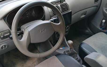 Hyundai Accent II, 2011 год, 450 000 рублей, 1 фотография