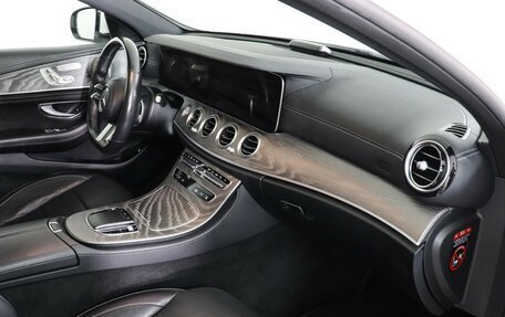 Mercedes-Benz E-Класс, 2022 год, 5 790 000 рублей, 12 фотография