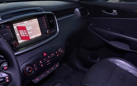 KIA Sorento III Prime рестайлинг, 2017 год, 2 000 000 рублей, 14 фотография