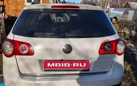 Volkswagen Passat B6, 2007 год, 550 000 рублей, 7 фотография
