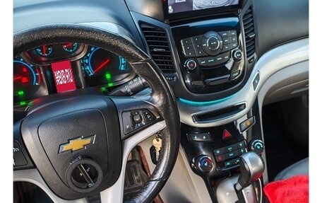 Chevrolet Orlando I, 2012 год, 1 400 000 рублей, 3 фотография