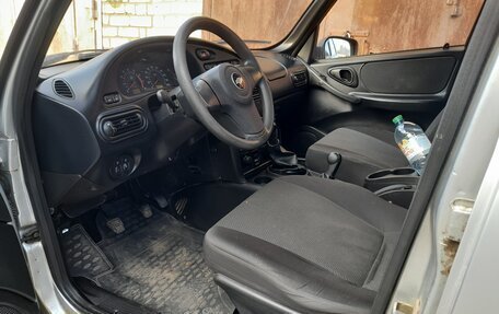 Chevrolet Niva I рестайлинг, 2010 год, 580 000 рублей, 9 фотография