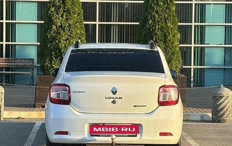 Renault Logan II, 2018 год, 770 000 рублей, 5 фотография