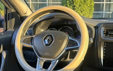 Renault Logan II, 2018 год, 770 000 рублей, 8 фотография