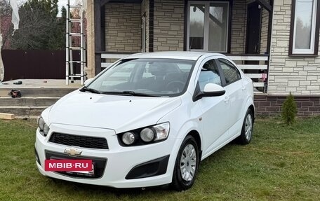 Chevrolet Aveo III, 2013 год, 730 000 рублей, 2 фотография