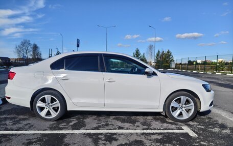 Volkswagen Jetta VII, 2011 год, 1 150 000 рублей, 4 фотография