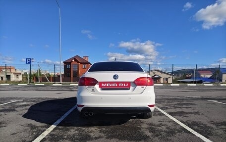 Volkswagen Jetta VII, 2011 год, 1 150 000 рублей, 6 фотография