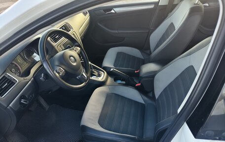 Volkswagen Jetta VII, 2011 год, 1 150 000 рублей, 12 фотография