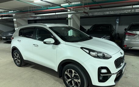 KIA Sportage IV рестайлинг, 2018 год, 2 150 000 рублей, 3 фотография
