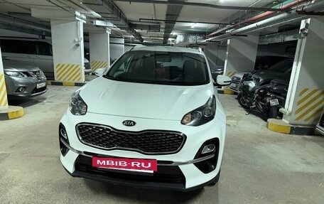 KIA Sportage IV рестайлинг, 2018 год, 2 150 000 рублей, 2 фотография