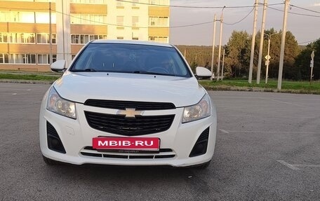 Chevrolet Cruze II, 2013 год, 750 000 рублей, 1 фотография