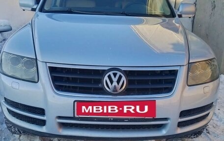 Volkswagen Touareg III, 2003 год, 900 000 рублей, 2 фотография