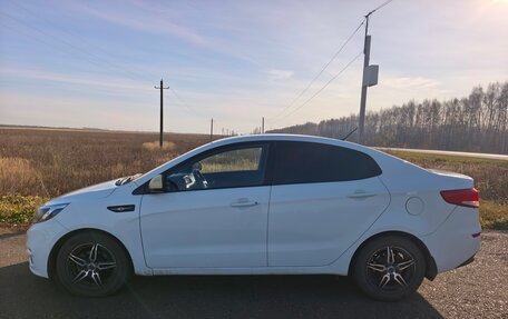 KIA Rio III рестайлинг, 2015 год, 800 000 рублей, 5 фотография