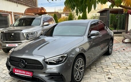 Mercedes-Benz E-Класс, 2020 год, 4 450 000 рублей, 2 фотография