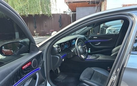 Mercedes-Benz E-Класс, 2020 год, 4 450 000 рублей, 15 фотография
