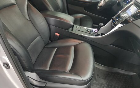Hyundai Sonata VI, 2012 год, 1 099 000 рублей, 7 фотография