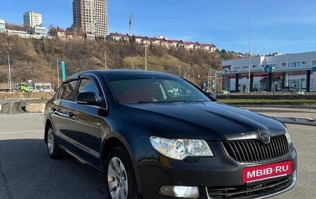 Skoda Superb III рестайлинг, 2012 год, 900 000 рублей, 3 фотография