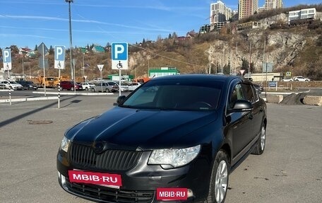 Skoda Superb III рестайлинг, 2012 год, 900 000 рублей, 2 фотография