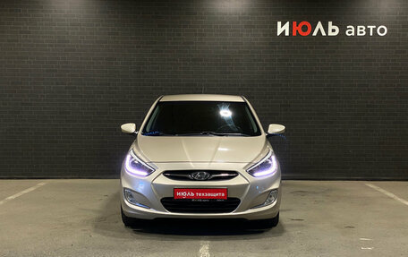 Hyundai Solaris II рестайлинг, 2013 год, 770 000 рублей, 2 фотография