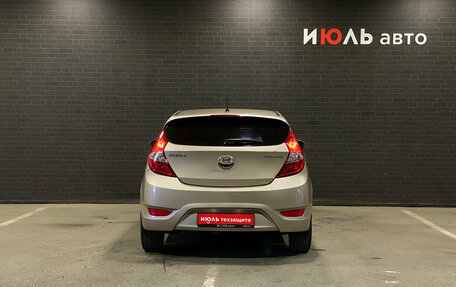 Hyundai Solaris II рестайлинг, 2013 год, 770 000 рублей, 6 фотография