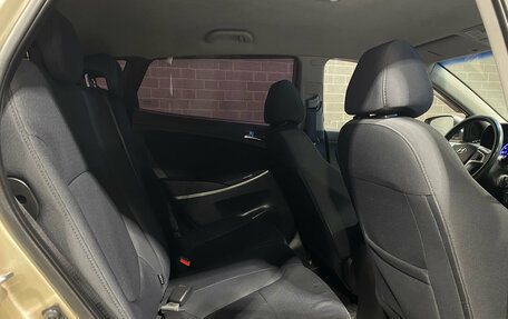 Hyundai Solaris II рестайлинг, 2013 год, 770 000 рублей, 10 фотография