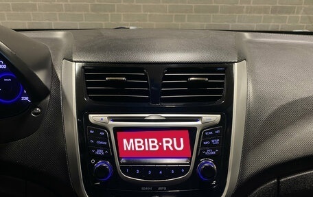 Hyundai Solaris II рестайлинг, 2013 год, 770 000 рублей, 11 фотография