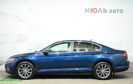 Volkswagen Passat B8 рестайлинг, 2020 год, 2 635 000 рублей, 8 фотография
