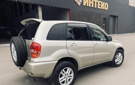 Toyota RAV4, 2000 год, 625 000 рублей, 2 фотография