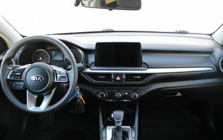 KIA Cerato IV, 2021 год, 1 999 000 рублей, 9 фотография