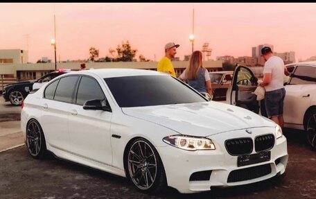 BMW 5 серия, 2015 год, 2 500 000 рублей, 5 фотография