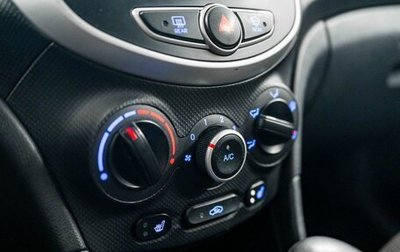 Hyundai Solaris II рестайлинг, 2011 год, 900 000 рублей, 1 фотография