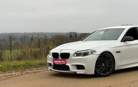 BMW 5 серия, 2015 год, 2 500 000 рублей, 2 фотография