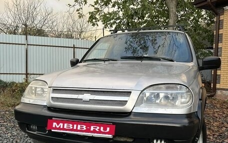 Chevrolet Niva I рестайлинг, 2004 год, 320 000 рублей, 3 фотография