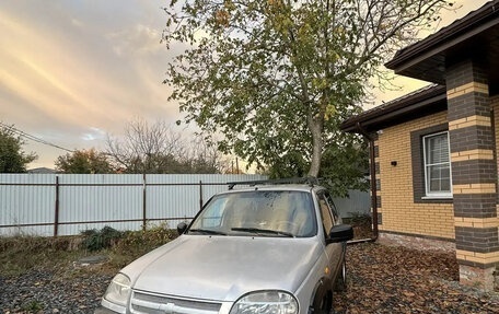 Chevrolet Niva I рестайлинг, 2004 год, 320 000 рублей, 6 фотография