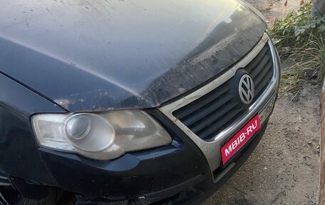 Volkswagen Passat B6, 2006 год, 275 000 рублей, 2 фотография
