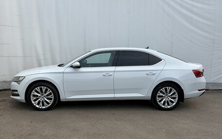 Skoda Superb III рестайлинг, 2022 год, 2 890 000 рублей, 8 фотография