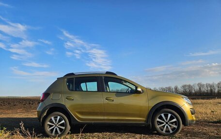 Renault Sandero II рестайлинг, 2015 год, 1 100 000 рублей, 5 фотография