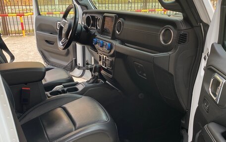 Jeep Wrangler, 2021 год, 4 900 000 рублей, 14 фотография