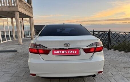Toyota Camry, 2015 год, 1 750 000 рублей, 3 фотография