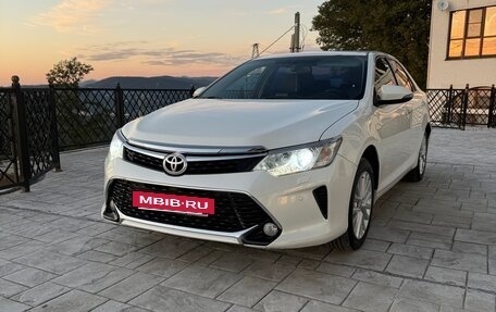 Toyota Camry, 2015 год, 1 750 000 рублей, 2 фотография