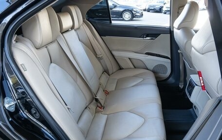 Toyota Camry, 2019 год, 3 150 000 рублей, 11 фотография