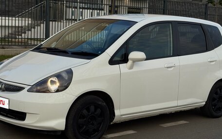 Honda Fit III, 2003 год, 550 000 рублей, 2 фотография