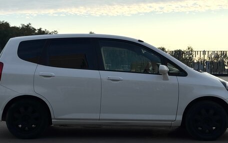 Honda Fit III, 2003 год, 550 000 рублей, 8 фотография