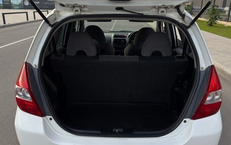 Honda Fit III, 2003 год, 550 000 рублей, 14 фотография