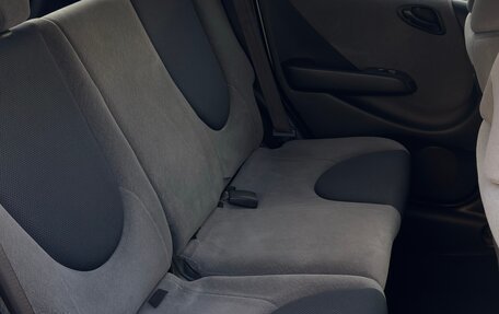 Honda Fit III, 2003 год, 550 000 рублей, 13 фотография