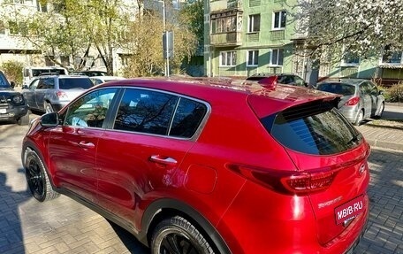 KIA Sportage IV рестайлинг, 2018 год, 2 399 000 рублей, 5 фотография